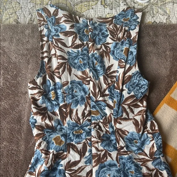 Madewell NWT Sleeveless V-Neck Midi Dress in Floral - Size 4 - Picture 9 of 12